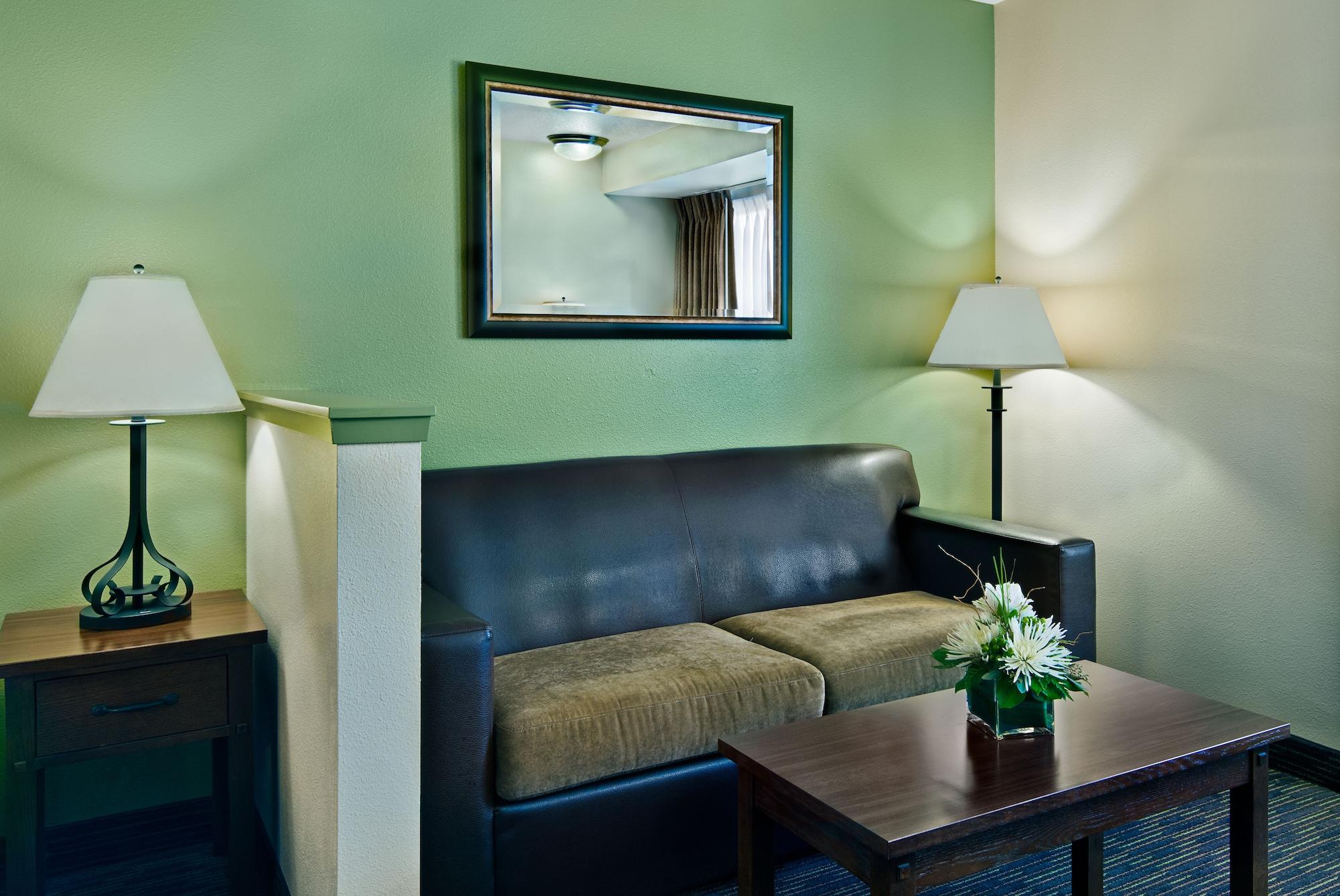 Oxford Suites Hermiston Exterior photo