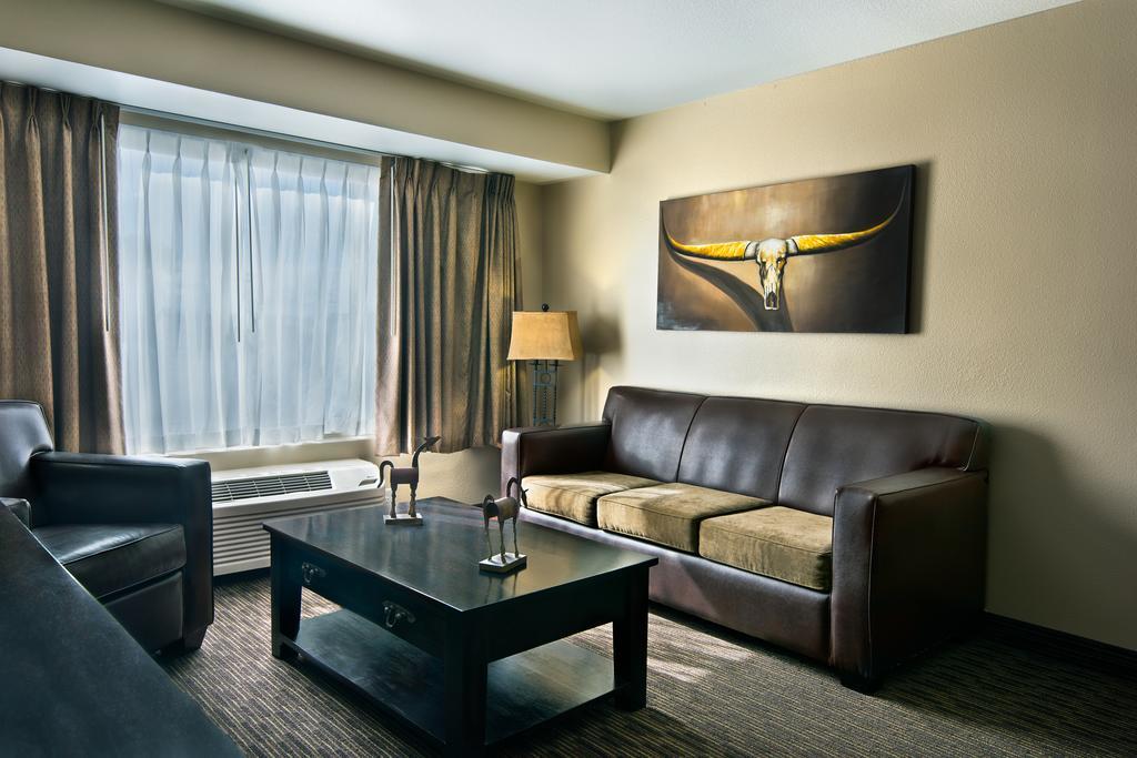 Oxford Suites Hermiston Exterior photo