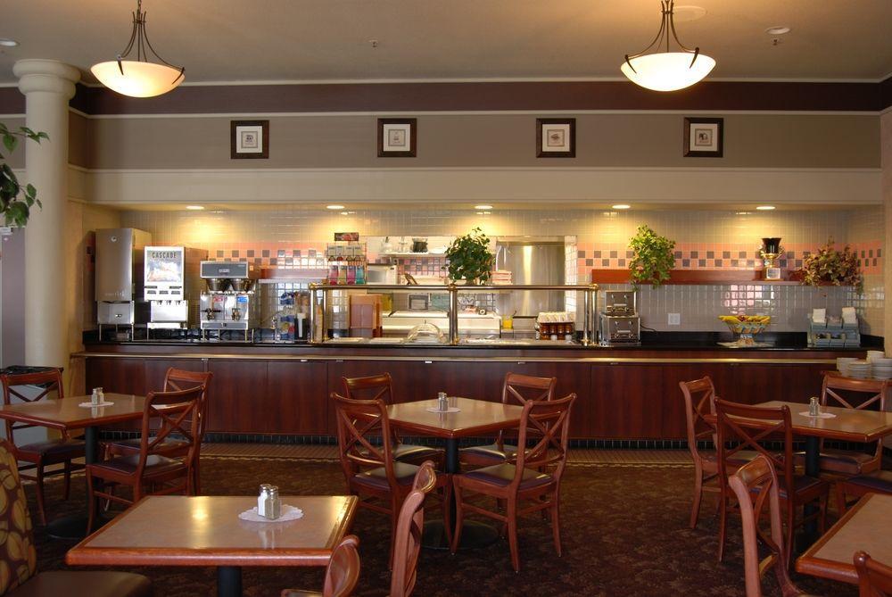 Oxford Suites Hermiston Exterior photo